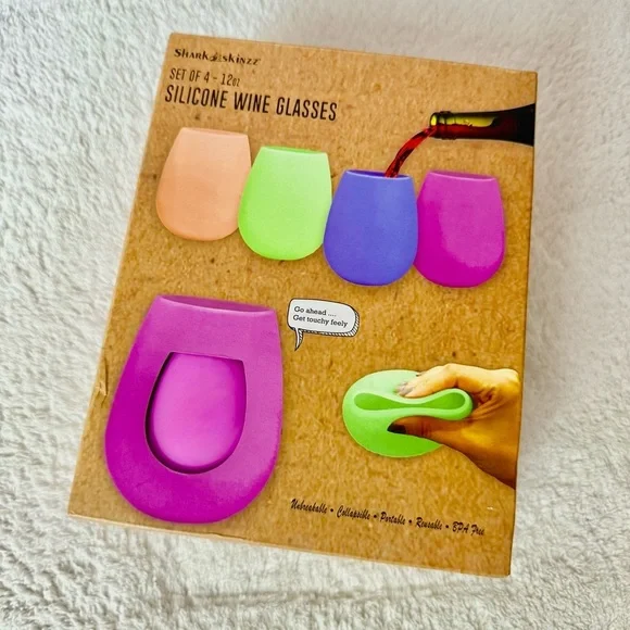 Colorful Silicone 12oz Wine Glasses Set of 4 - Picture 1 of 6
